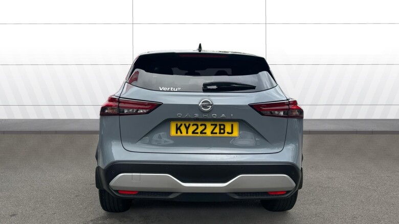 Nissan Qashqai 1.3 DiG-T MH N-Connecta 5dr Petrol Hatchback